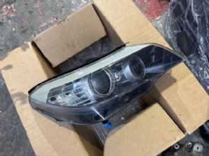 BMW Z Series E89 Z4 E89 2009-2016 R Headlight (HID)