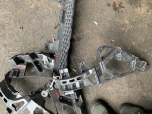 Peugeot 5008 2017-on Rear Bumper Retainer LR