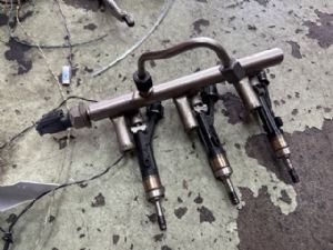 Peugeot 3008 II 2016-2018 Fuel Injector
