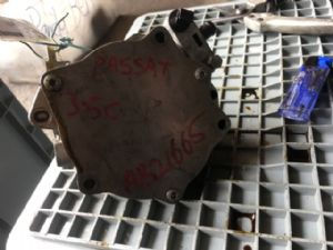 Volkswagen Passat 3.5C 2012-2015 Engine Vacuum Pump