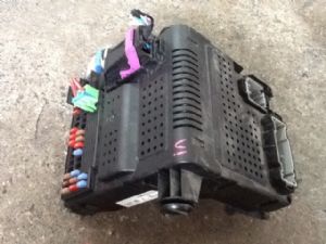Volvo S60 2000-2009 Interior Fuse Box