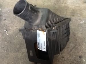 Jaguar XJ Series XJ 8 Air Cleaner Assembly EFI Air Box