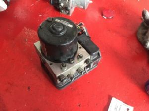 Volvo S40 P2 2007-2012 ABS Pump