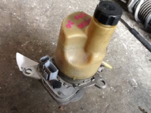 Volvo S40 P2 2007-2012 Power Steer Pump