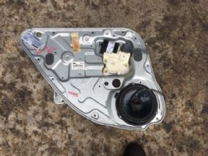 Ford Focus LV 2009-2011 LR Door Regulator Motor