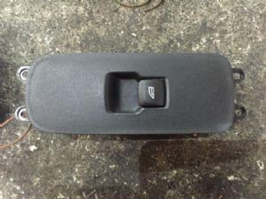 Volvo S40 P2 2007-2012 LF Window Switch