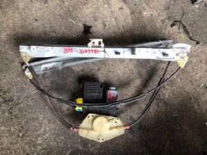 Citroen C4 C4 Picasso 2009-2012 RF Door Regulator Motor