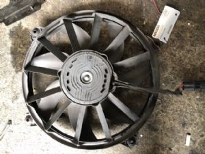 Citroen C4 C4 Picasso 2009-2012 Radiator Electric Fan Assembly