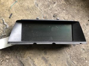 BMW 7 Series 740i Dash Display Unit
