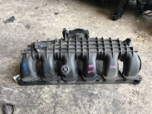 BMW 7 Series 740i Engine Inlet Manifold