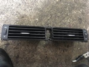 Volvo S80 P2 2006-2009 Dash Vent Surround Centre
