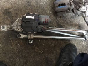 Volvo V60 2012-2015 Front Wiper Motor