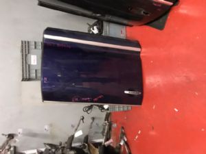 Porsche Cayenne 957 2008-2010 RF Door Complete
