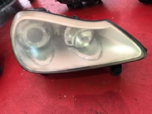 Porsche Cayenne 957 2008-2010 R Headlight (Halogen)