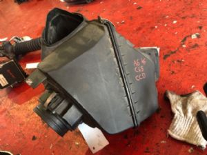 Audi A6 4.5F 2009-2011 Air Cleaner Assembly EFI Air Box