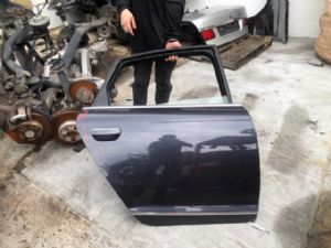 Audi A6 4.5F 2009-2011 RR Door Complete