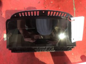 BMW 7 Series E66 730ii Dash Display Unit