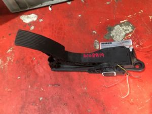 Mercedes-Benz R Class R-Class 2010-on Accelerator Pedal