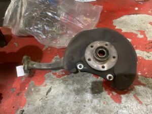Audi S5 S5 B8/8T 2007-2012 RF Knuckle