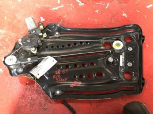 Audi S5 S5 B8/8T 2007-2012 RR Door Regulator Motor