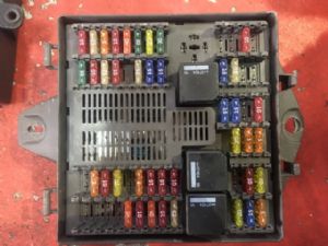Jaguar XJ Series XJ 8 Rear Fuse Box