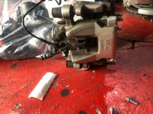 Jaguar XE Series X760 2015-2017 RR Disc Brake Caliper