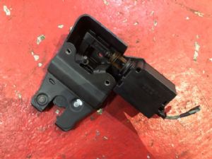 BMW 7 Series E66 730ii Boot Lid Lock