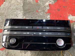 Jaguar XE Series X760 2015-2017 Air Conditioning Switch