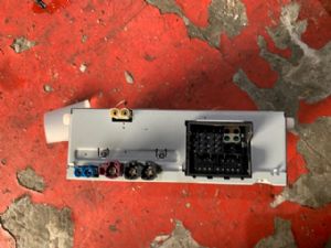 Jaguar XE Series X760 2015-2017 CD Player