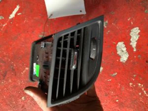 Opel Zafira C 2011-2017 Dash Vent Surround LH