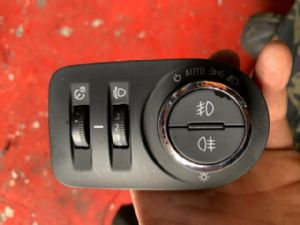 Opel Zafira C 2011-2017 Headlight Switch