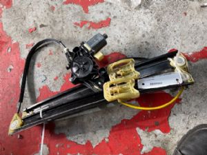Audi A4 8W 2015-2018 RF Door Regulator Motor