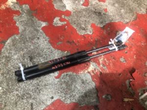 Chevrolet Epica V250 2010-2014 Boot Lid Gas Struts