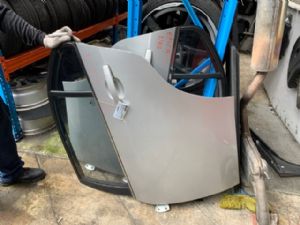 Chevrolet Epica V250 2010-2014 LR Door Complete