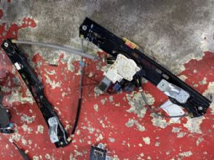 Jaguar XE Series X760 2015-2017 LF Door Regulator Motor