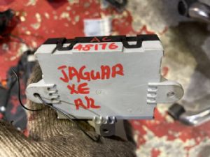 Jaguar XE Series X760 2015-2017 LR Door Control Module