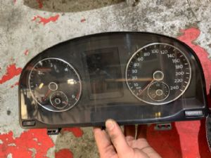 Volkswagen Caddy Type 2K 2003-2009 Speedo