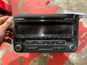 Volkswagen Caddy Type 2K 2003-2009 CD Player