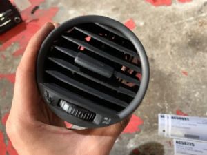 Volkswagen Caddy Type 2K 2003-2009 Dash Vent Surround LH