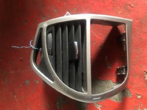 Citroen C4 Grand Picasso 2009-2012 Dash Vent Surround RH