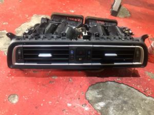 BMW 7 Series 740LI F02 Dash Vent Surround Centre