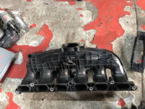 BMW 7 Series 740LI F02 Engine Inlet Manifold