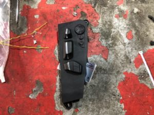 BMW 7 Series 740LI F02 LF Seat Switch