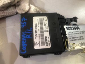 Porsche Cayenne 957 2008-2010 Parking Assistance Computer