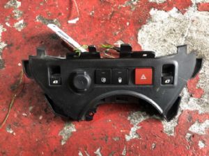 Peugeot Partner B9 2012-2015 RF Window Switch