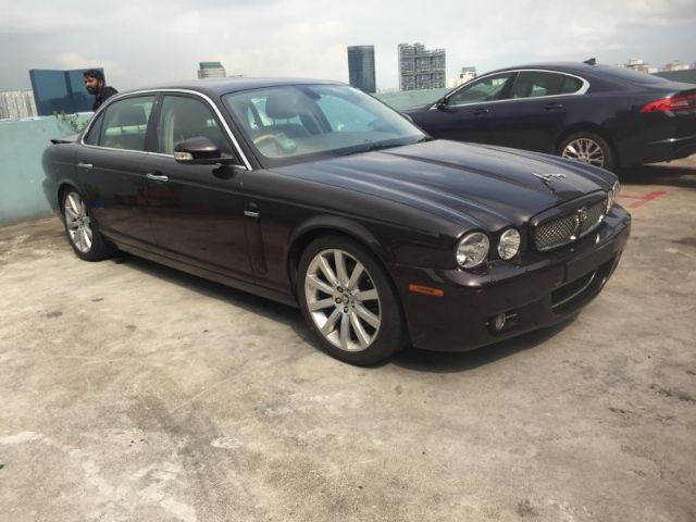 Jaguar XJ Series XJ 8