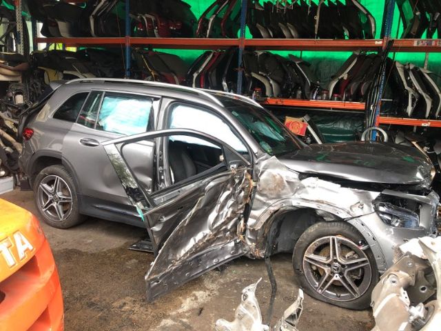 Mercedes-Benz GLB 200 X247 2020-on