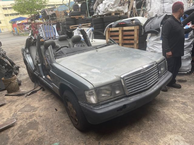 Mercedes-Benz 190E 190E