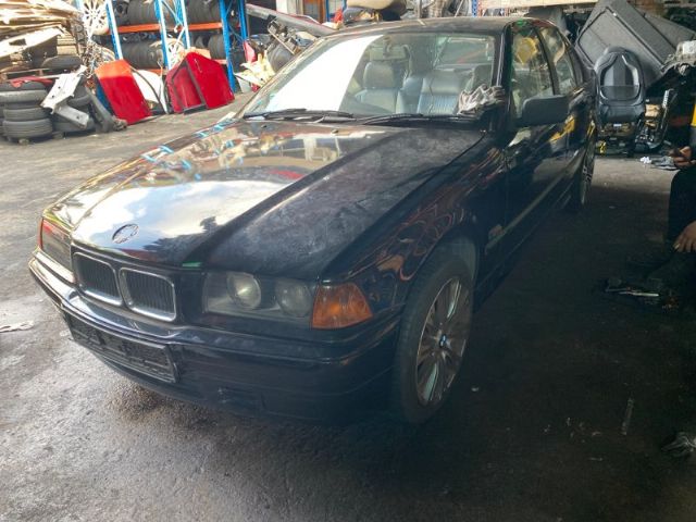 BMW 3 Series E36 318i