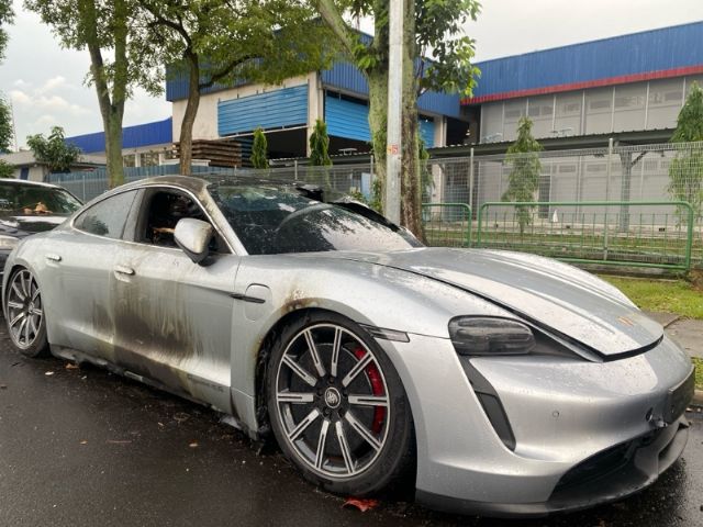 Porsche Taycan 4s
